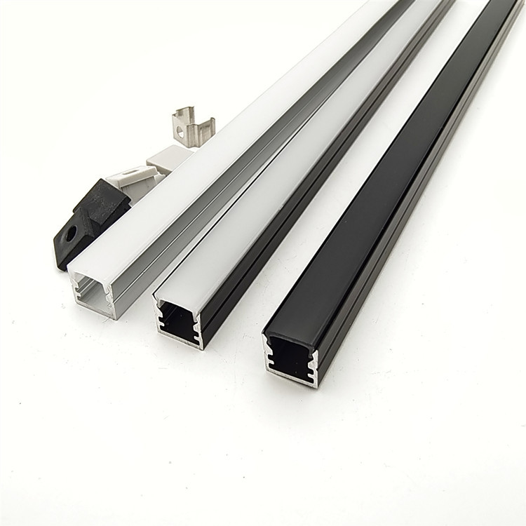 Quels sont les avantages des profils en aluminium LED par rapport aux autres matériaux?