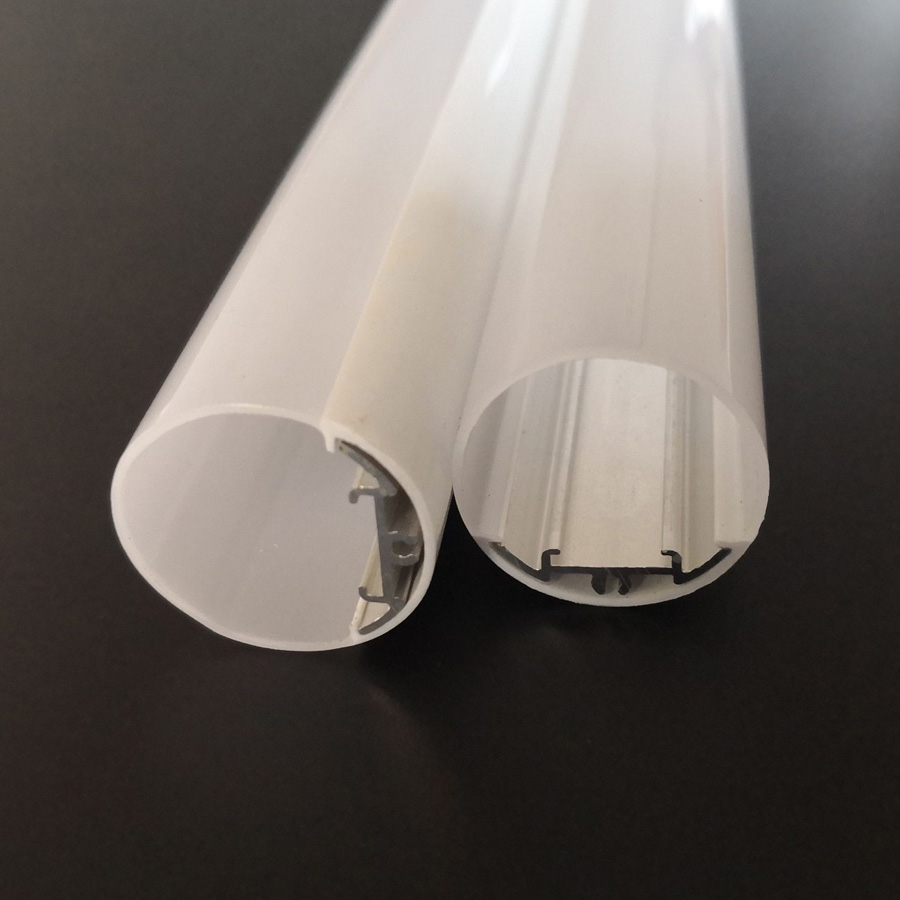 Boîtier en plastique LED T8 Tube extérieur PC et aluminium intérieur